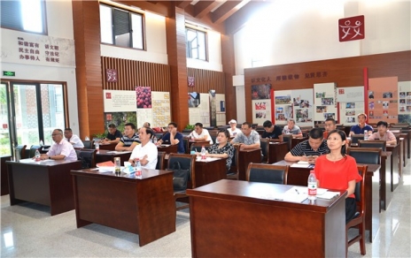 創(chuàng)新培訓(xùn)形式，學(xué)習(xí)三個(gè)精神，提升基層戰(zhàn)斗力