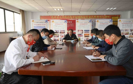 嚴(yán)陣以待，嚴(yán)防嚴(yán)控，把確保菜籃子穩(wěn)定 作為最高最緊之工作